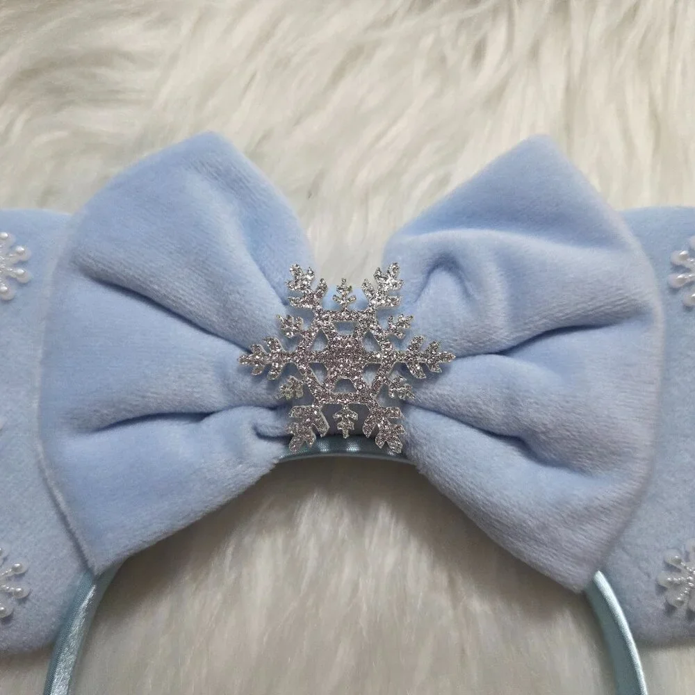 Frozen/Snowflake Minnie Mouse Ears